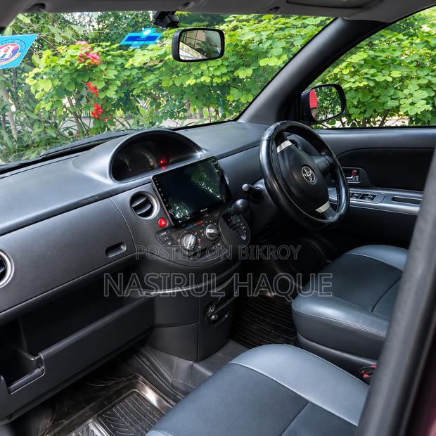 Toyota Sienta 1.5 FWD 2012 Maroon