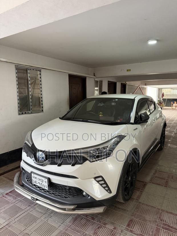 Toyota C-HR 2019 Pearl