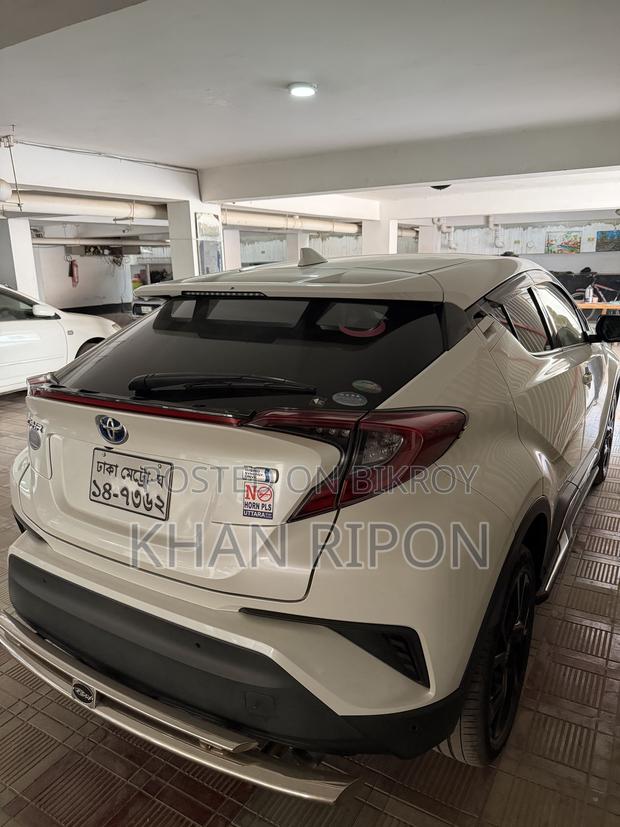 Toyota C-HR 2019 Pearl