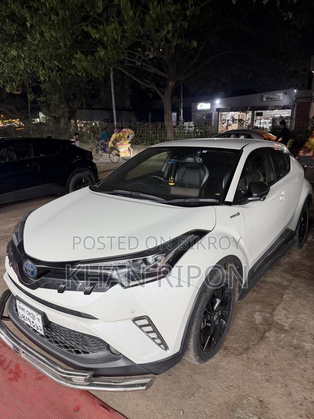 Toyota C-HR 2019 Pearl