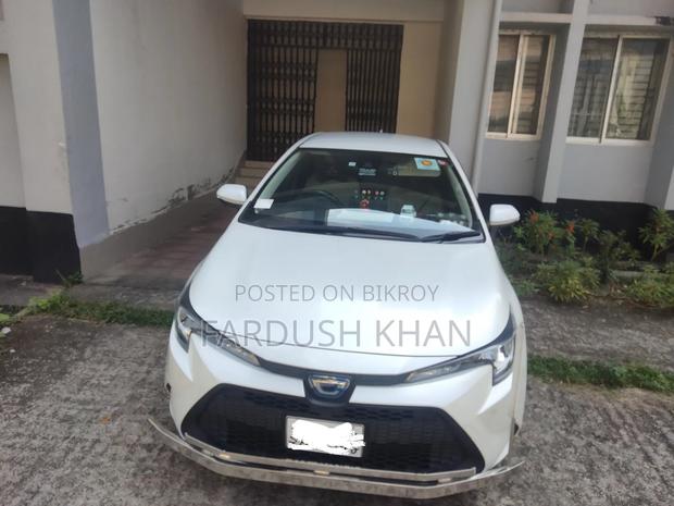 Toyota Corolla 2021 White