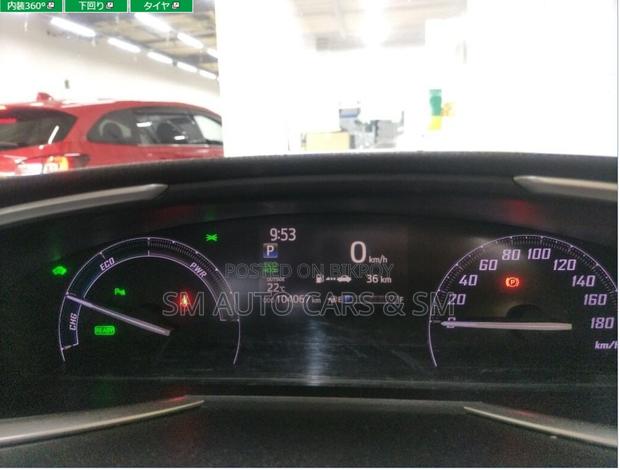 Toyota Sienta 1.5 Hybrid FWD 2021 Brown