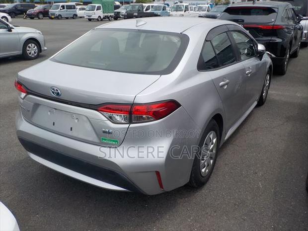 Toyota Corolla 2021 Silver