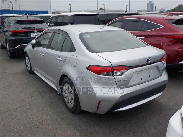 Toyota Corolla 2021 Silver