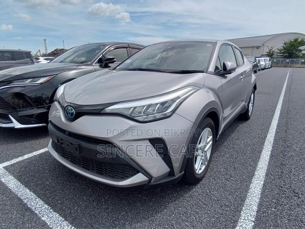 Toyota C-HR 2021 Gray
