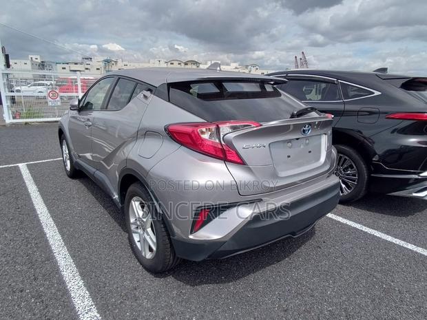 Toyota C-HR 2021 Gray