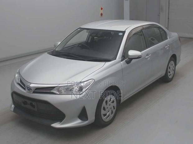 Toyota Axio 2021 Silver