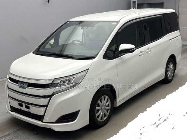 Toyota Noah 1.8 FWD Hybrid (7 seater) 2021 Pearl