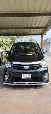 Toyota Noah 2012 Black for sale