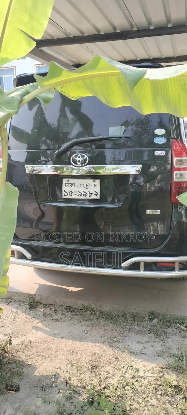 Toyota Noah 2012 Black
