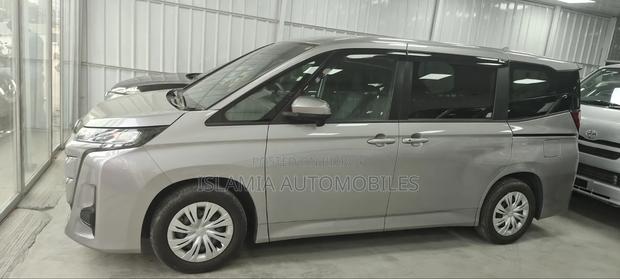 Toyota Noah 2023 Brown