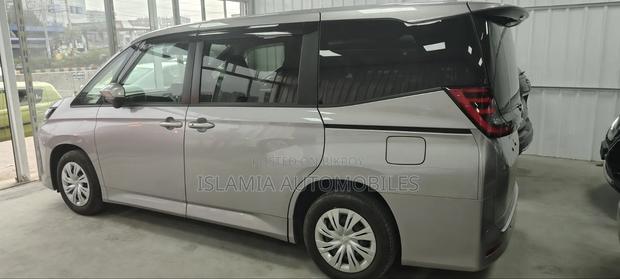 Toyota Noah 2023 Brown