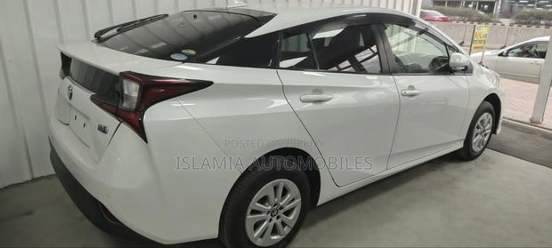 Toyota Prius 2020 Pearl