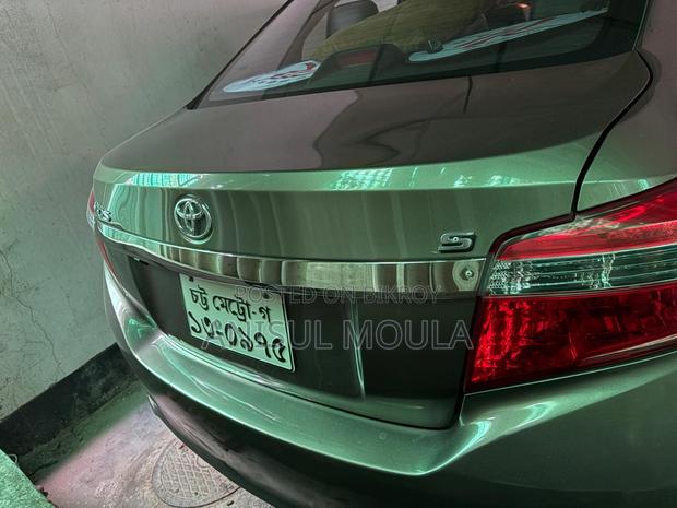 Toyota Vios 2015 Brown