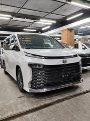 Toyota Voxy 2022 Pearl for sale