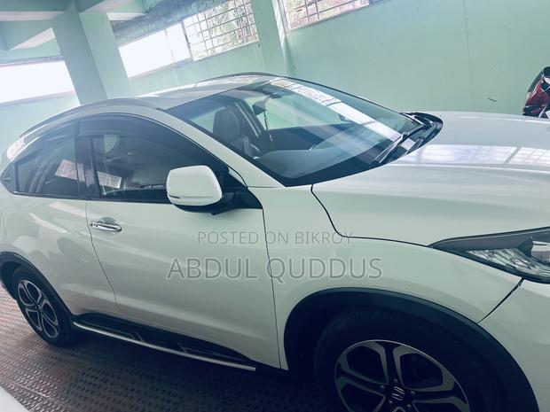 Honda Vezel 1.5 2WD 2014 Pearl