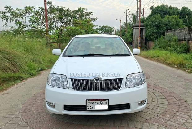 Toyota Corolla 2005 White