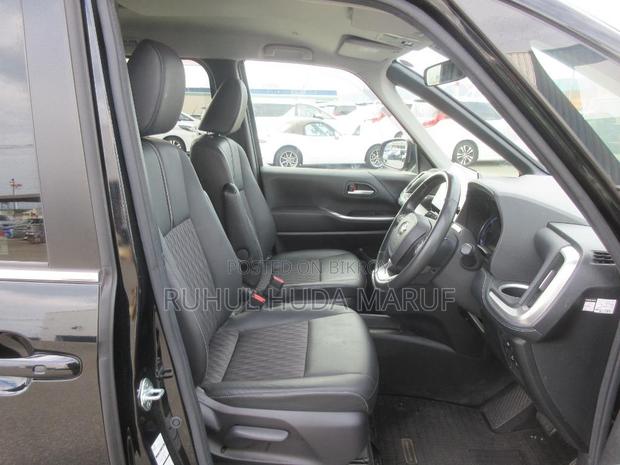 Toyota Noah 2022 Black