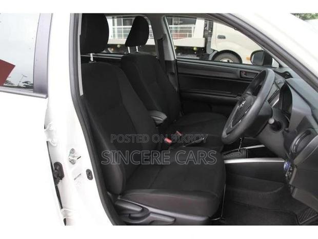 Toyota Corolla Fielder 2021 White