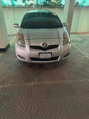 Toyota Vitz 2009 Silver for sale