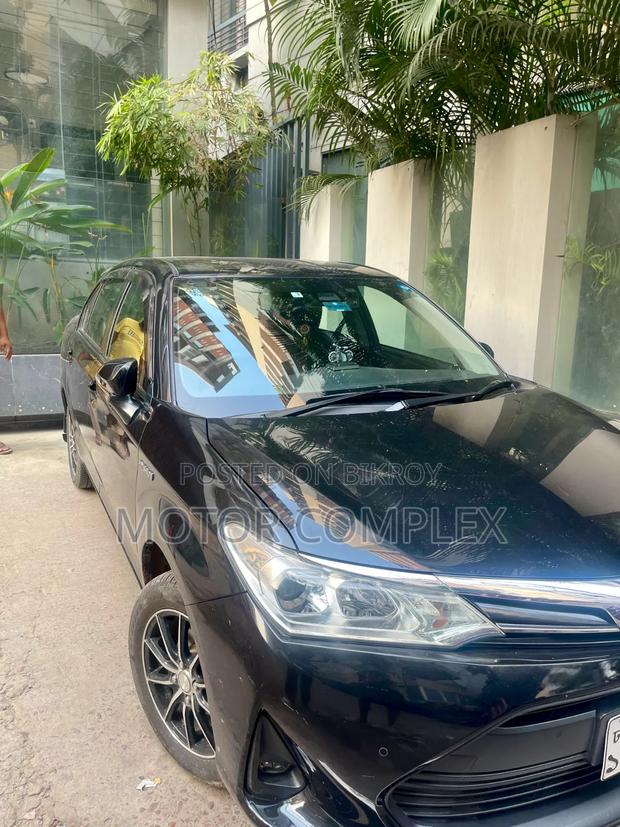 Toyota Axio 1.5 Hybrid 2WD 2019 Black
