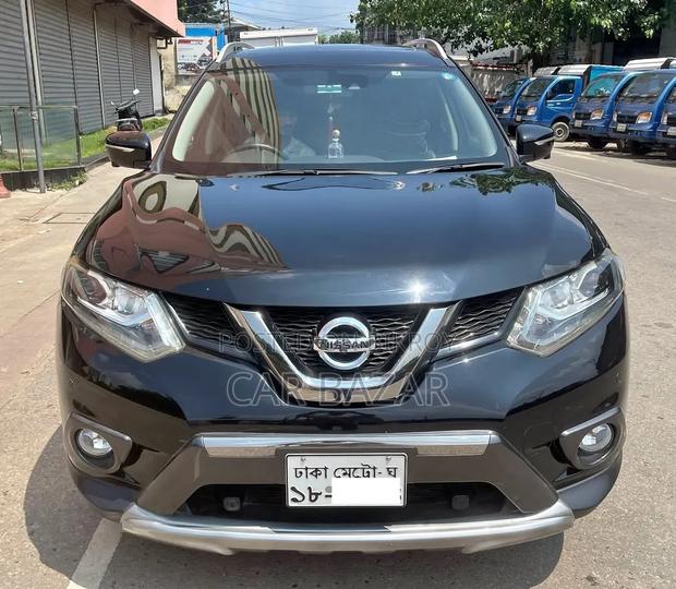 Nissan X-Trail 2.0 Hybrid FWD 2015 Black