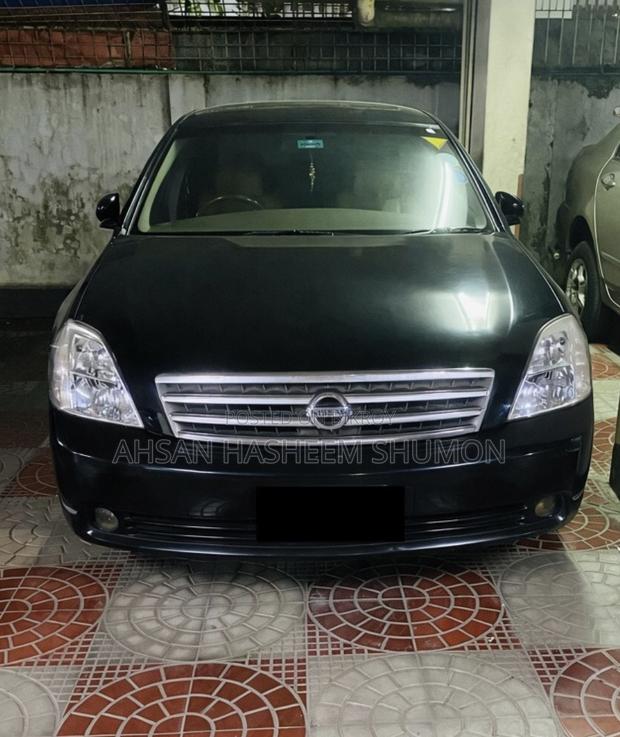 Nissan Cefiro 2004 Black