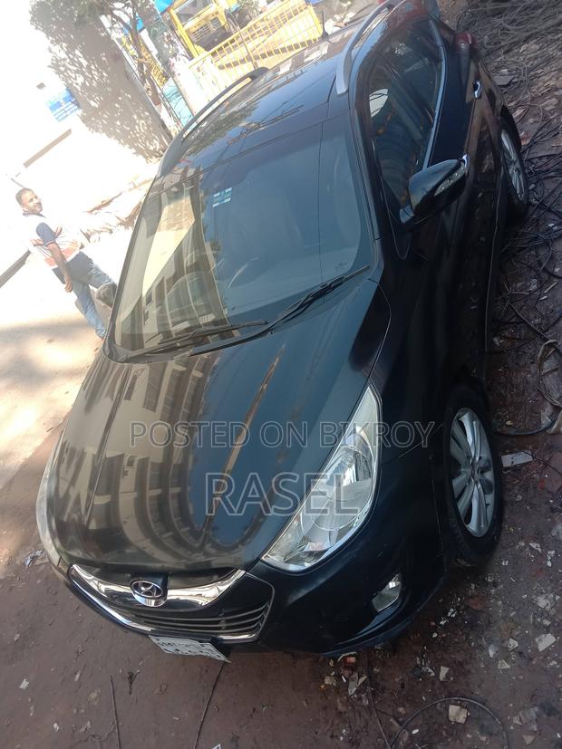 Hyundai Tucson 2012 Black