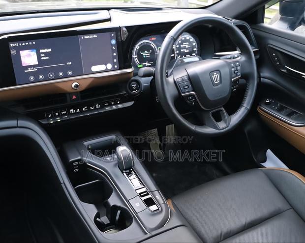 Toyota Crown 2022 Black