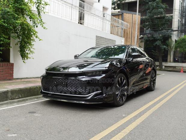 Toyota Crown 2022 Black