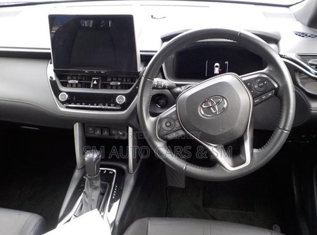 Toyota Corolla Cross 2024 Pearl