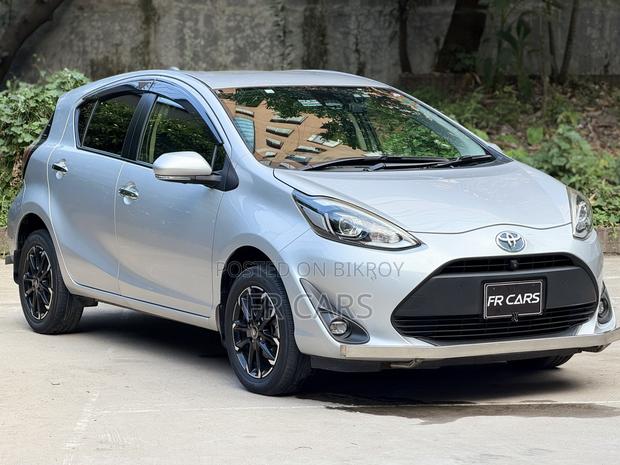 Toyota Aqua 2020 Silver