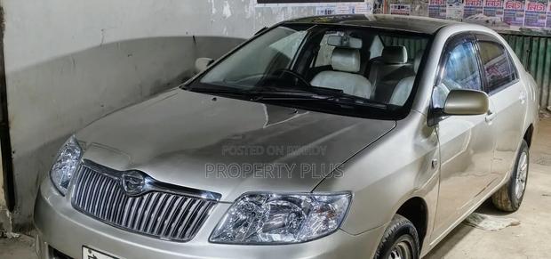 Toyota Corolla Sedan 2004 Gold
