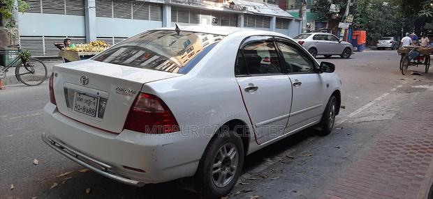 Toyota Corolla 2004 White