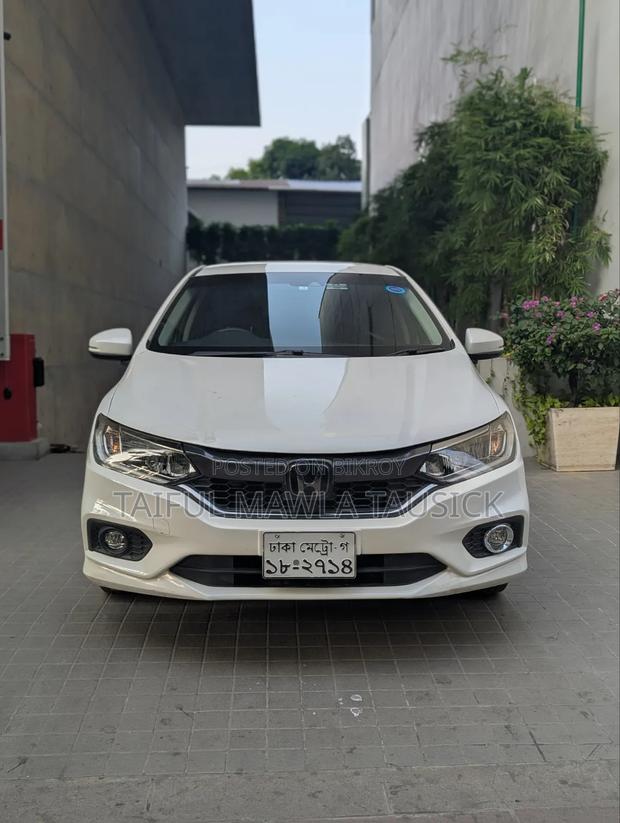 Honda Grace 1.5 Hybrid FWD 2019 Pearl