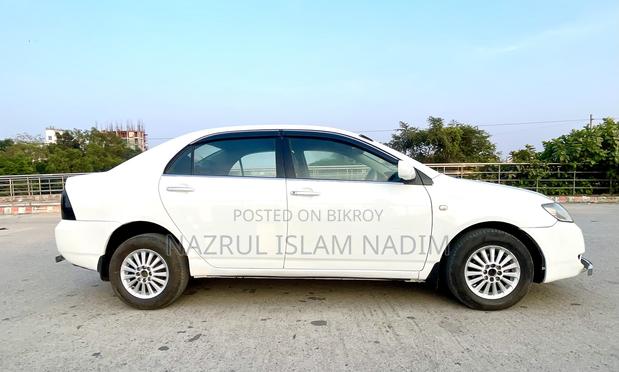 Toyota Corolla 2004 White