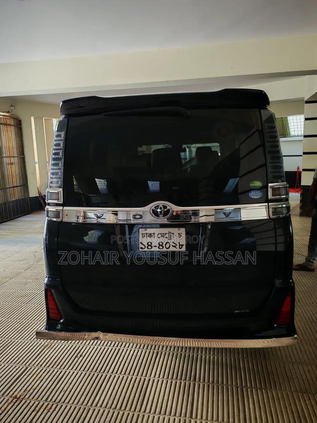 Toyota Voxy ZS Kirameki II 2WD 7-Seater 2020 Black
