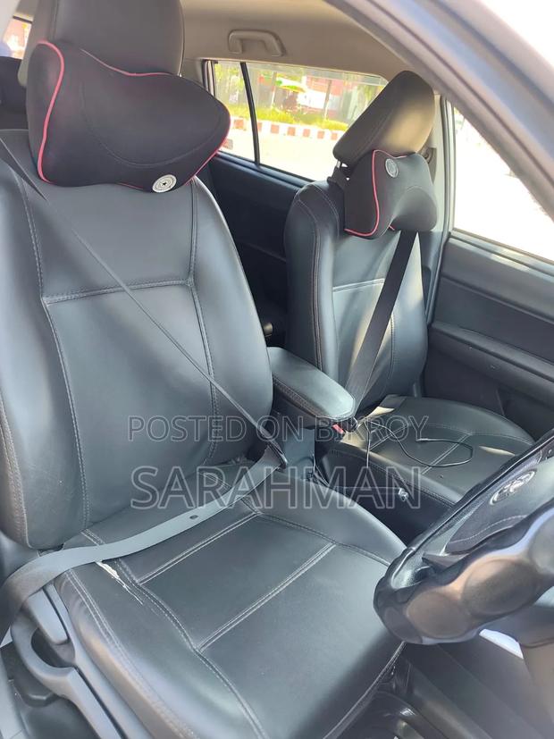 Toyota Corolla Fielder 1.5 Petrol FWD 2018 Silver