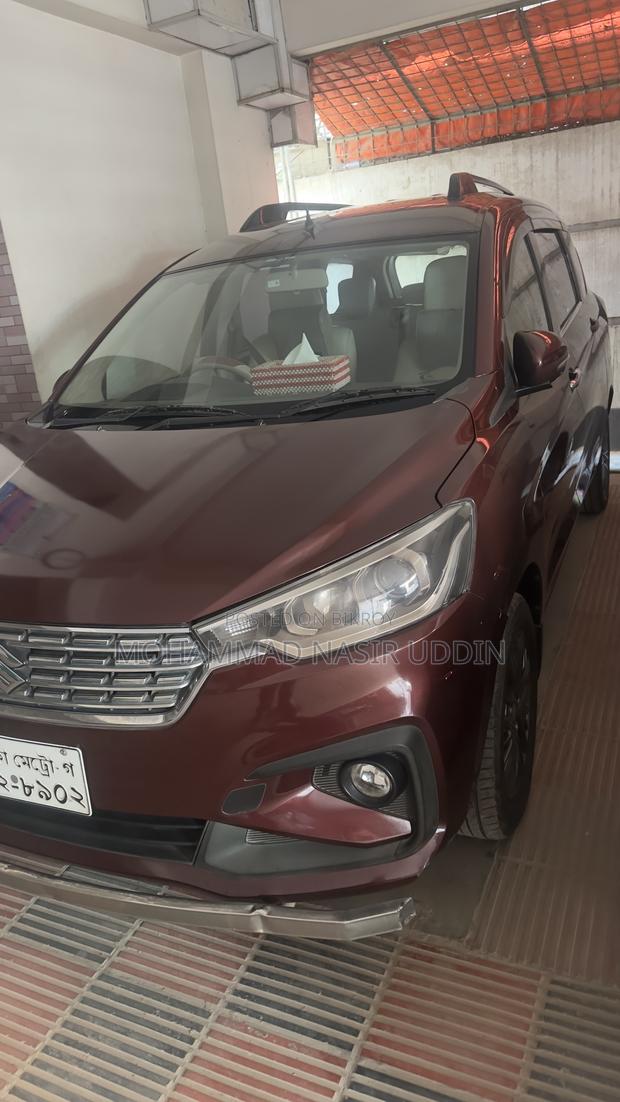 Suzuki Ertiga 2019 Red