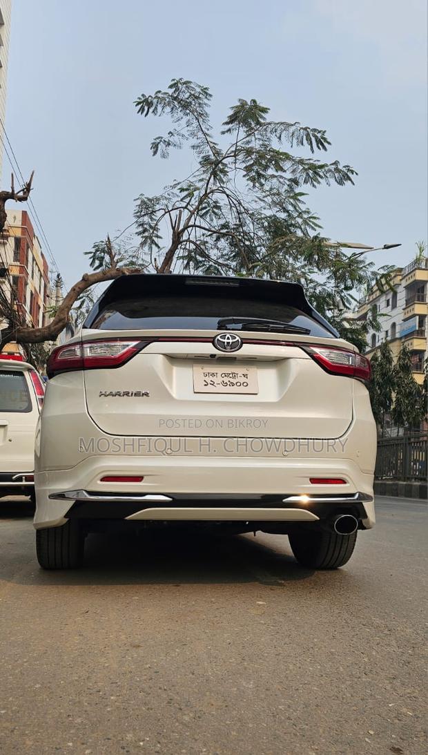 Toyota Harrier 2.0 2018 Pearl