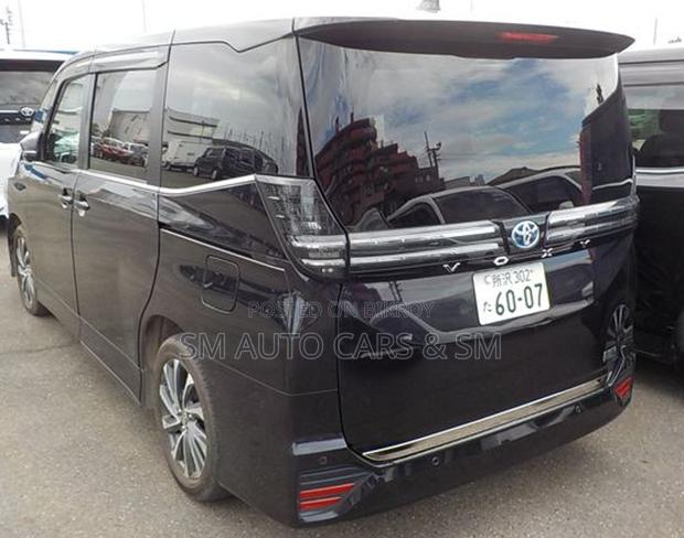 Toyota Voxy 2023 Black