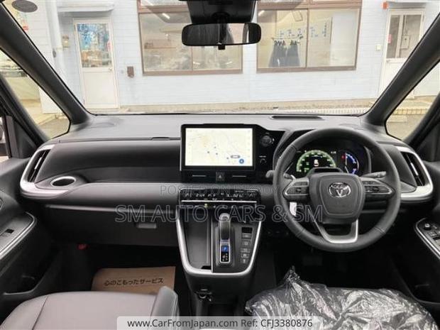 Toyota Voxy 2023 Black