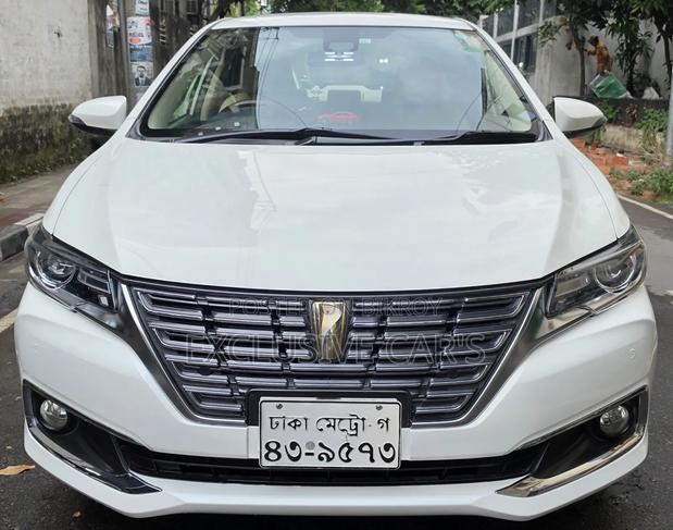 Toyota Premio 2017 Pearl