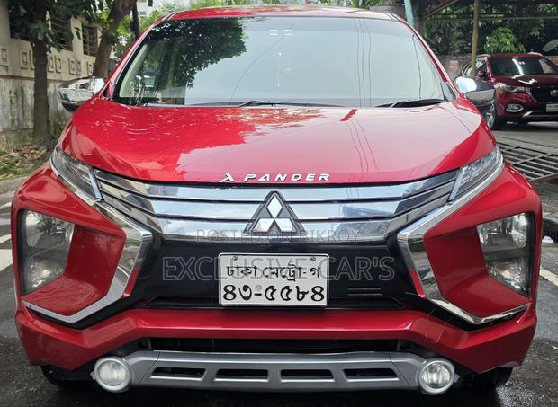 Mitsubishi Xpander 2019 Red