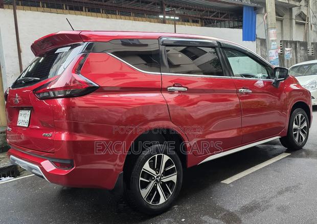 Mitsubishi Xpander 2019 Red