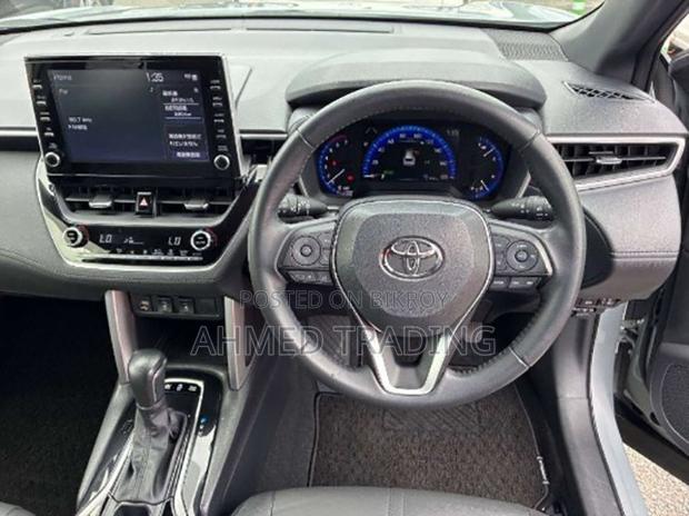 Toyota Corolla Cross 1.8 Hybrid FWD 2022 Gray