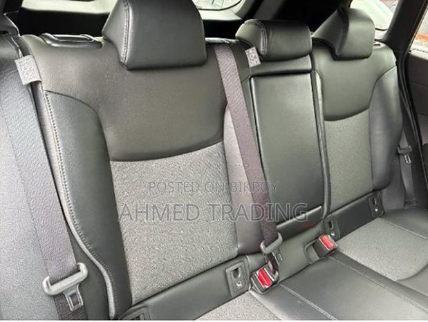 Toyota Corolla Cross 1.8 Hybrid FWD 2022 Gray