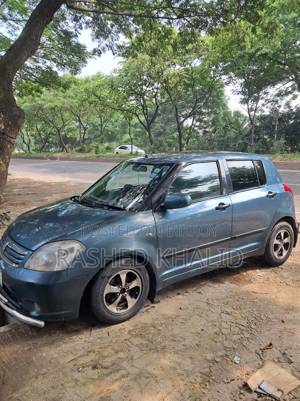 Suzuki Swift 2011 Gray