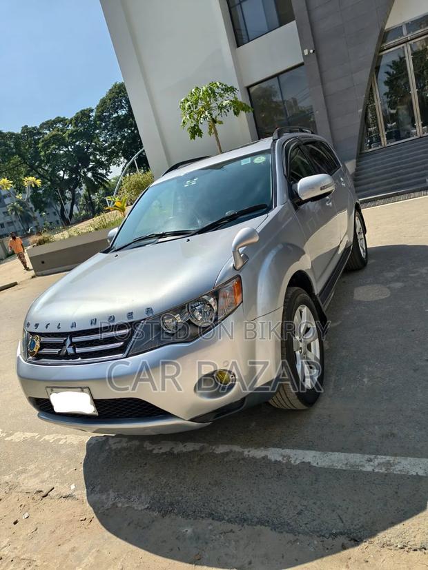 Mitsubishi Outlander 2011 Silver