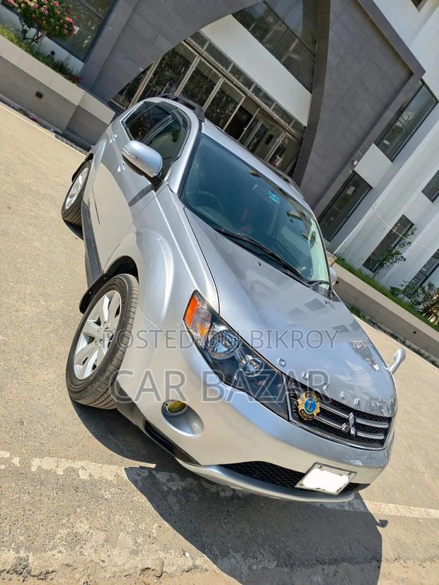 Mitsubishi Outlander 2011 Silver